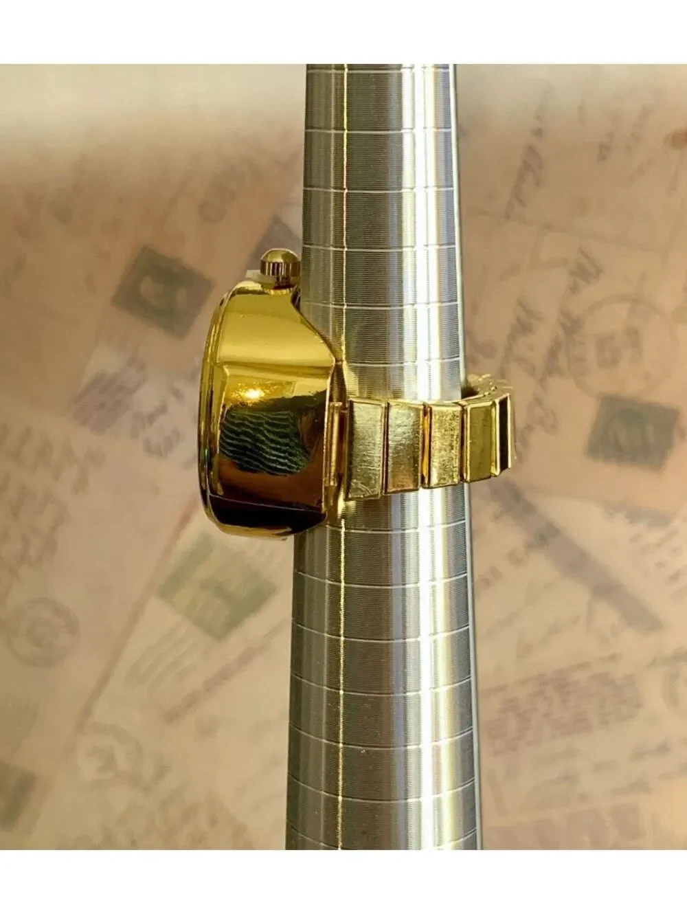 Charming Gold Tone Cat Face Ring Watch - Fun & Unique Accessory